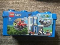 LEGO City Police 60270 Mobile Command Centre - Rare Retired Set - New