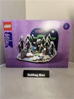 LEGO Northern Lights Diorama Set 40785