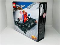 LEGO Technic 42148 | Snow Groomer | Brand new & Sealed | Slight box damage