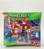 LEGO Minecraft 21270 The Mooshroom House Set In Box