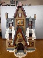 Lego Harry Potter Hogmeade's Village - Three Broomsticks - BUILDING ONLY - 76388