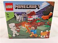 LEGO 21162 Taiga Adventure Minecraft Set Steve Wolf Fox Skeleton NEW Sealed