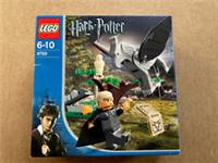 LEGO 4750 Harry Potter Draco's Encounter with Buckbeak - Rare Set