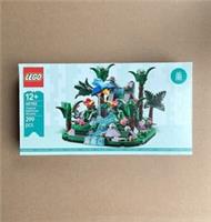 LEGO 40782 Tropical Rainforest Diorama - Brand New & Sealed!
