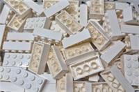 LEGO 3001 Brick 2x4 Select Colour Pack of 25 Brand New.