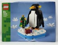 LEGO 40498 Christmas Penguin Building Kit Retired New in box - box is damaged