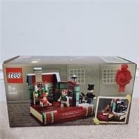 LEGO 40410 Charles Dickens Tribute Limited Set Brand New & Sealed