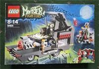 Lego Monster Fighters: The Vampyre Hearse. Brand New Resealed Box Halloween 9464