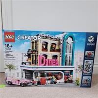 Lego 10260 Downtown Diner Creator Expert Complete Set Retired New & Sealed ②