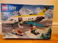 Lego City Big Vehicles 60465 Emergency Air Ambulance Plane for Ages 6+