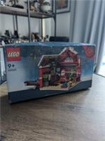 LEGO Seasonal: Santa's Workshop (40565) BNIB Read Desc. ⭐