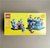 LEGO 40775 Mini Knight's Castle - Brand New & Sealed