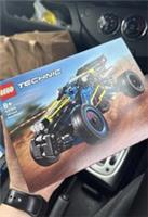 LEGO TECHNIC: Off-Road Race Buggy (42164)