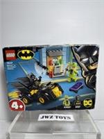 Lego 76137 DC Batman vs. The Riddler RETIRED SET for 4+ NEW SEALED - 571