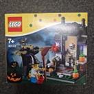 LEGO Seasonal: Trick or Treat Halloween Set 40122 - Brand New Sealed Retire Set