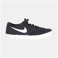 Nike Trainers / UK 5 / Womens / Black