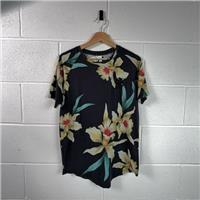 S T-Shirt / Size M / Womens / Black / Polyester