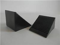 2 PCS/PAIR WHEEL CHOCKS CARAVAN motorhome TRAILER horsebox CAR