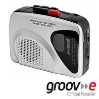 GROOV-E RETRO PERSONAL CASSETTE PLAYER & RECORDER W/ EARPHONES - SILVER GVPS525