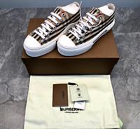 Burberry Vintage Check Lace-Up Sneakers Size UK 4 RRP £570