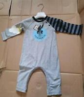 BURBERRY White baby grow Hat And Bib age 9 Months BNWT