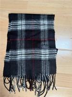 Burberry Lambswool black Scarf