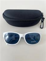 Burberry B 4135 3368/80 Polished White Sunglasses Rectangular Full Rim 140mm