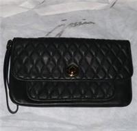 NEW WITH DUSTBAG! JESSICA - BLACK QUILTED LEATHER CLUTCH BAG WITH 2-WAY WRISTLET