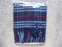 Genuine Burberry Navy Shawl 100% Lambs Wool 206 cm X 70 cm New With Tags NOS