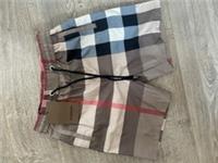Burberry Men's Shorts Size Medium Never Worn Excellent Condition - M Regular