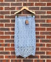 Burberry Ladies Lace Embroidered Pencil Skirt UK8 Blue US6 Brand New Cotton - 8 Regular