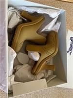 BNWB authentic Burberry Mules 37EU/4UK