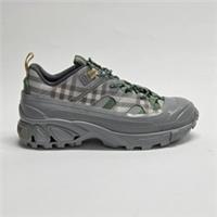 Burberry Ramsey Grey Check Green 8050940 EU41 UK7