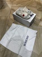 Burberry Rubber Stingray Pebble White Slides Size UK 2 EU 35