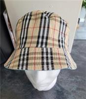 BURBERRY PRINT FESTIVAL NEW REVERSABLE BUCKET HAT QUALITY M/L/ PALE BLUE £15 FPO