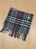 🧣 Burberrys of London Charcoal & White Check Lambswool Scarf