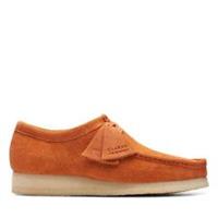 Men's Shoes Clarks Originals Wallabee Lace up in Orange