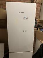 Miele Fridge Freezer KFN 4374 ED White (cosmetic damage) - RRP £779