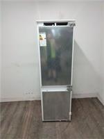 Miele KFN7714F Fridge Freezer Built In [IS9311208544]