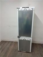 Miele KFN7795D Fridge-Freezer Built-In [IS9811193288]