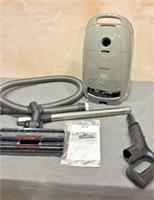 MIELE Guard M1 Cylinder Bagged Vacuum Cleaner - Casa Grey