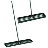 Outsunny 113 x 26 cm Lawn Levelling Rake with 169 cm Handle, Refurbished