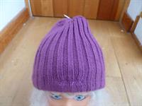 FAT FACE BLACKCURRANT PINK RIBBED KNITTED BEANIE HAT FLEECE LINED 4 TO 6 YEARS