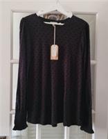 FAT FACE Hayden Flocked Spot Top. Black. Size UK 12. RRP £39.50. *New With Tags* - 12 Regular