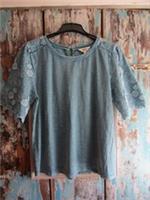 Fat Face Denim Blue Marl Embroidered Floral Applique Top size 14 - 14 Regular