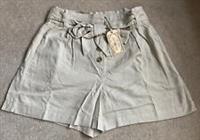 FatFace Shorts Sizes 12 & 18 Womens Pippa Linen Blend In Stone Beige - 12 Regular