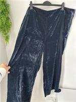 Fat Face Dark Navy Velvet Wide Leg Trousers. Size 24 Shorts NWTs - 24 Regular
