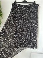 Fat Face Uk 22 Regular Paignton Dark Brown Pleated Midi Skirt Navy Patterned NWT - 22 Regular