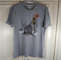 Fat Face T Shirt Land Rover Defender Christmas Theme Size M Grey. NEW WITH TAGS - M Regular
