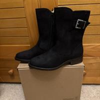 Fat Face Harriet Buckle Boots, Black Leather, size UK 6, EU 39, BNWB